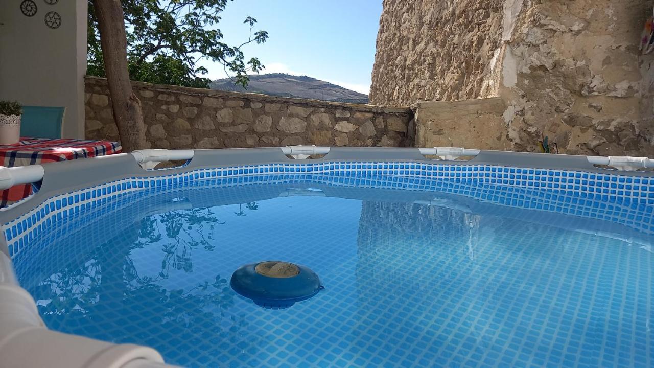 Casa Singular Y Con Encanto Baena Eksteriør billede